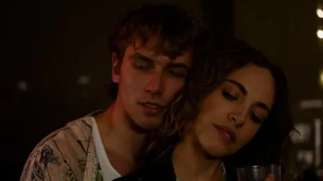 The Boatyard Critique – Sleazy Cannibalistic Terror Picks Off Rich Kids on a Boat Trip to Slaughter