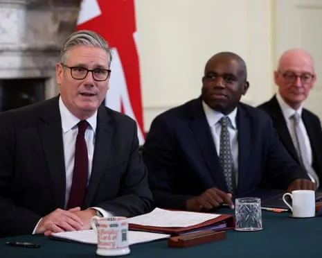 Starmer to Chair Government Meeting Amid Growing Strains After Exit of Key Staffer